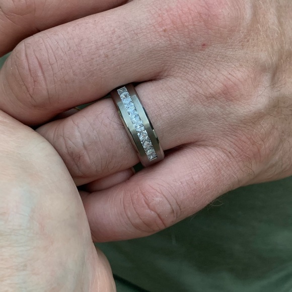 Titanium Channel Set Comfort Fit Band